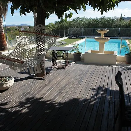 Logis Le Pressoir Hotel Saint-Chinian