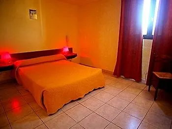 Logis Le Pressoir Hotel