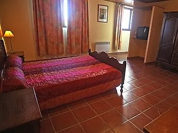 Logis Le Pressoir 2*