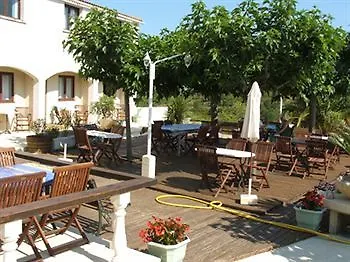 Logis Le Pressoir Hotel