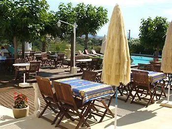 Logis Le Pressoir 2*