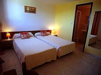 Hotel Logis Le Pressoir 2*